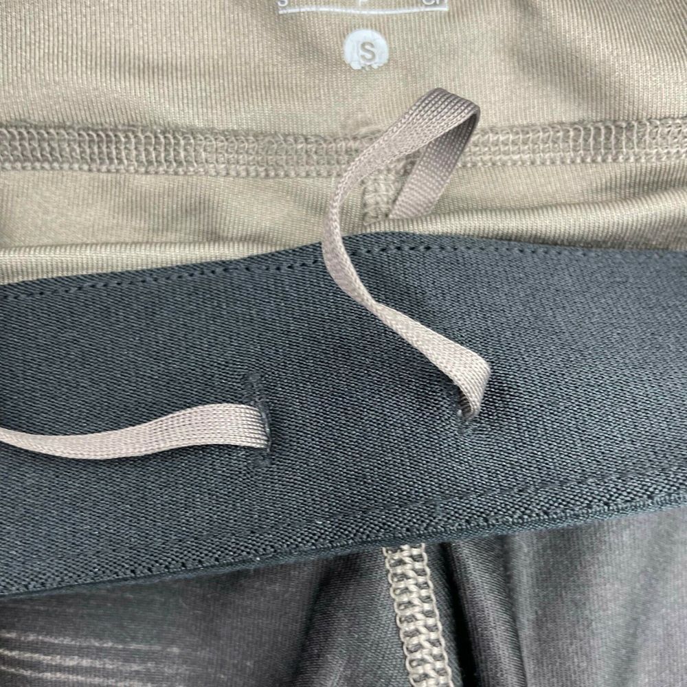 Nike Dri Fit Leggings Womens S Gray Drawstring Elastic Waist Cropped Yoga Pants - Picture 4 of 8